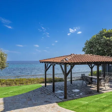 Vila Zogia Luxury Nea Skioni