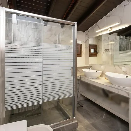 Zogia Luxury Vila